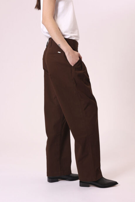 PANTALON PINZAS CORINNA - Imagen 10