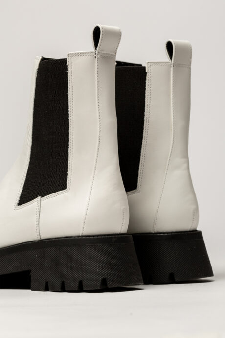 BOTA AUGUSTA - Imagen 15