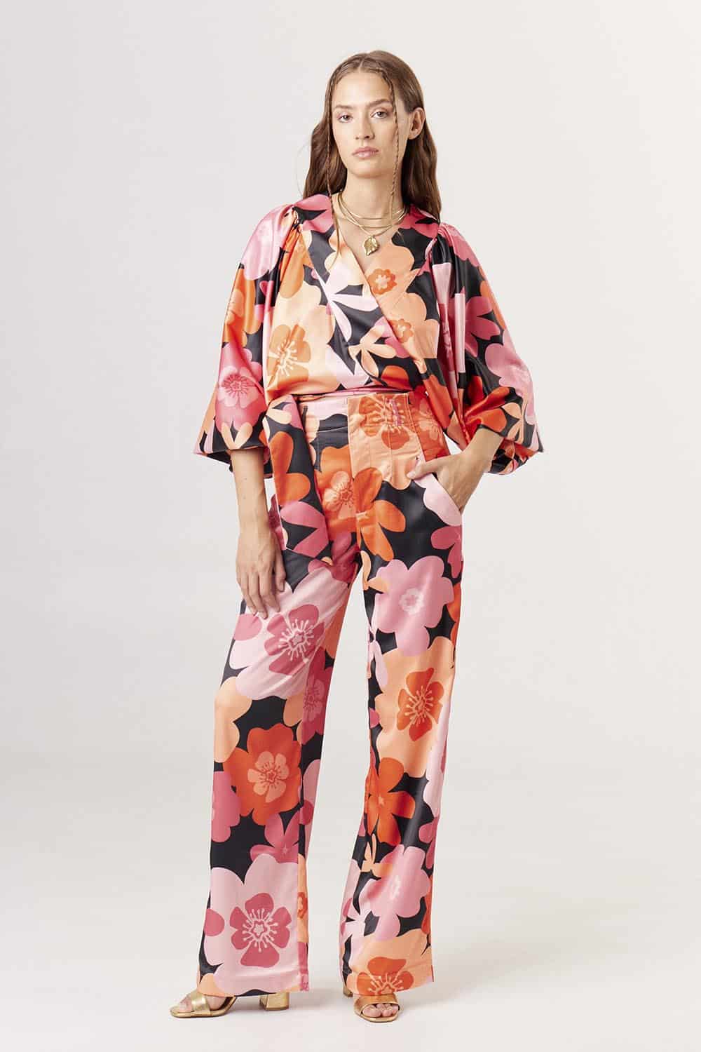 1BLM573_0000_BLM573 - PAM212E (4) Blusa satinada estampada Karen - Imagen 1