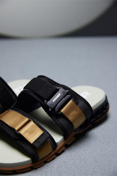 RAKKA A-JUST OFF WHITE/BLACK - Imagen 7