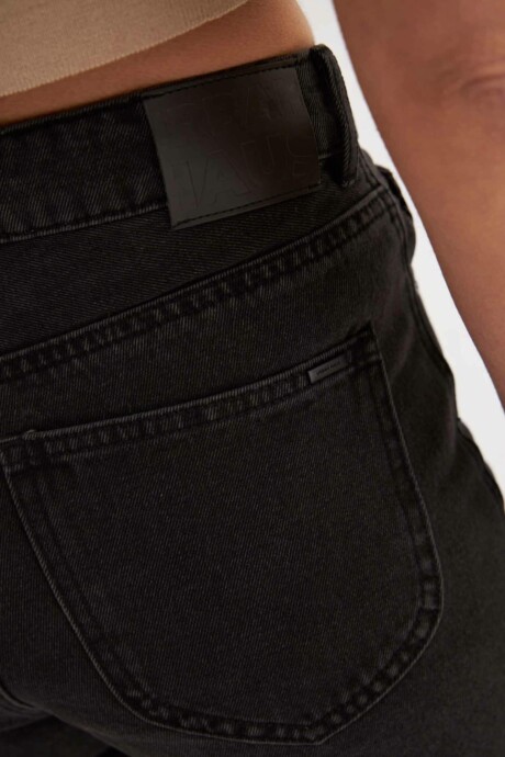 SHORT HONNA - Imagen 5