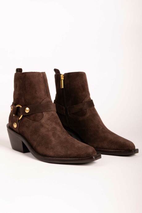 BOTA JUSTINA