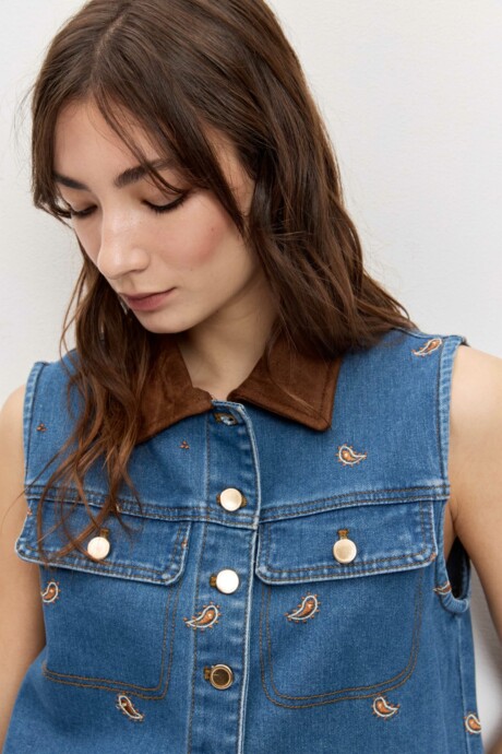 CHALECO DENIM BORDADOS AROA - Imagen 5