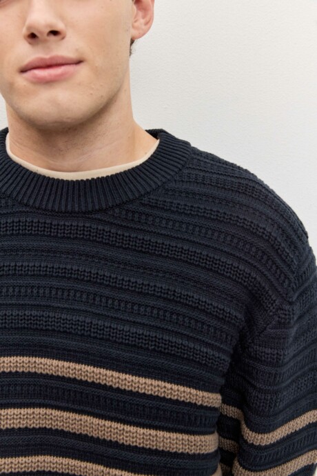 SWEATER PUNTO UBON - Imagen 5