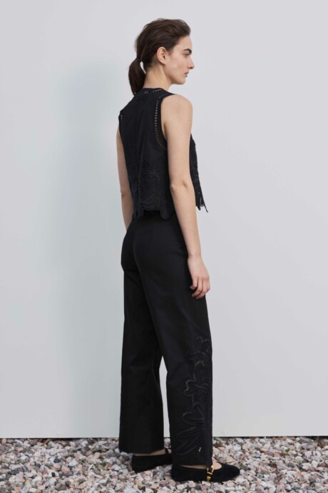 PANTALON BORDADO SASHA - Imagen 11