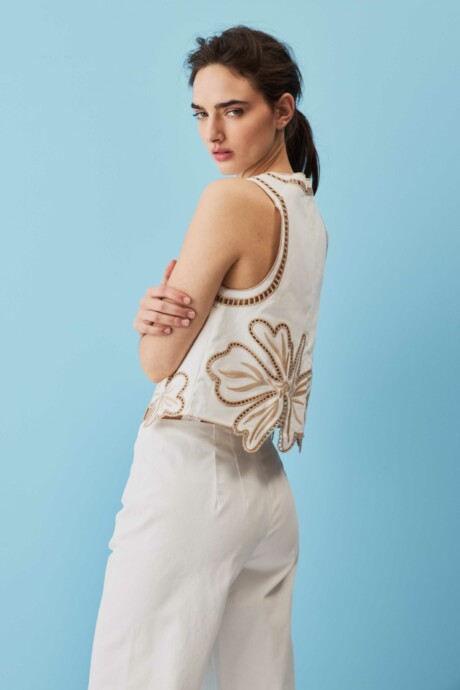 BLUSA BORDADOS EMMA - Imagen 10