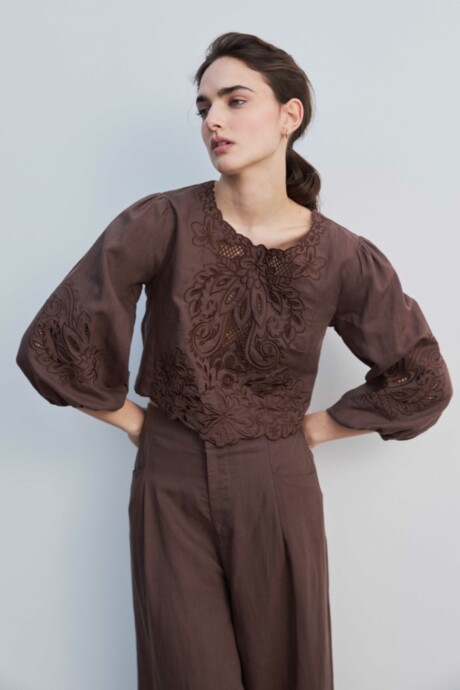 BLUSA APLIQUES ANGIE - Imagen 6