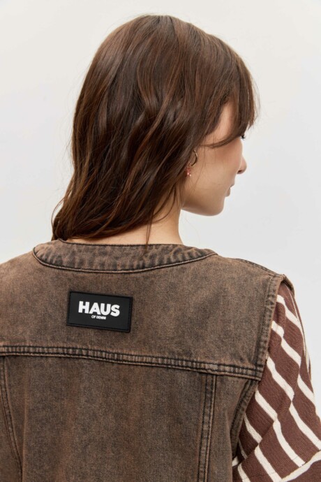 CHALECO DENIM AROA - Imagen 9