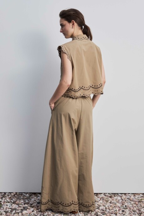 PANTALON BORDADO MILA - Imagen 5